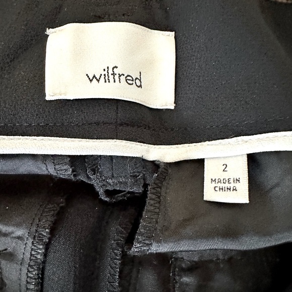 Aritzia Wilfred Tie-Front Pants (cropped) colour black size 2 - Picture 4 of 6